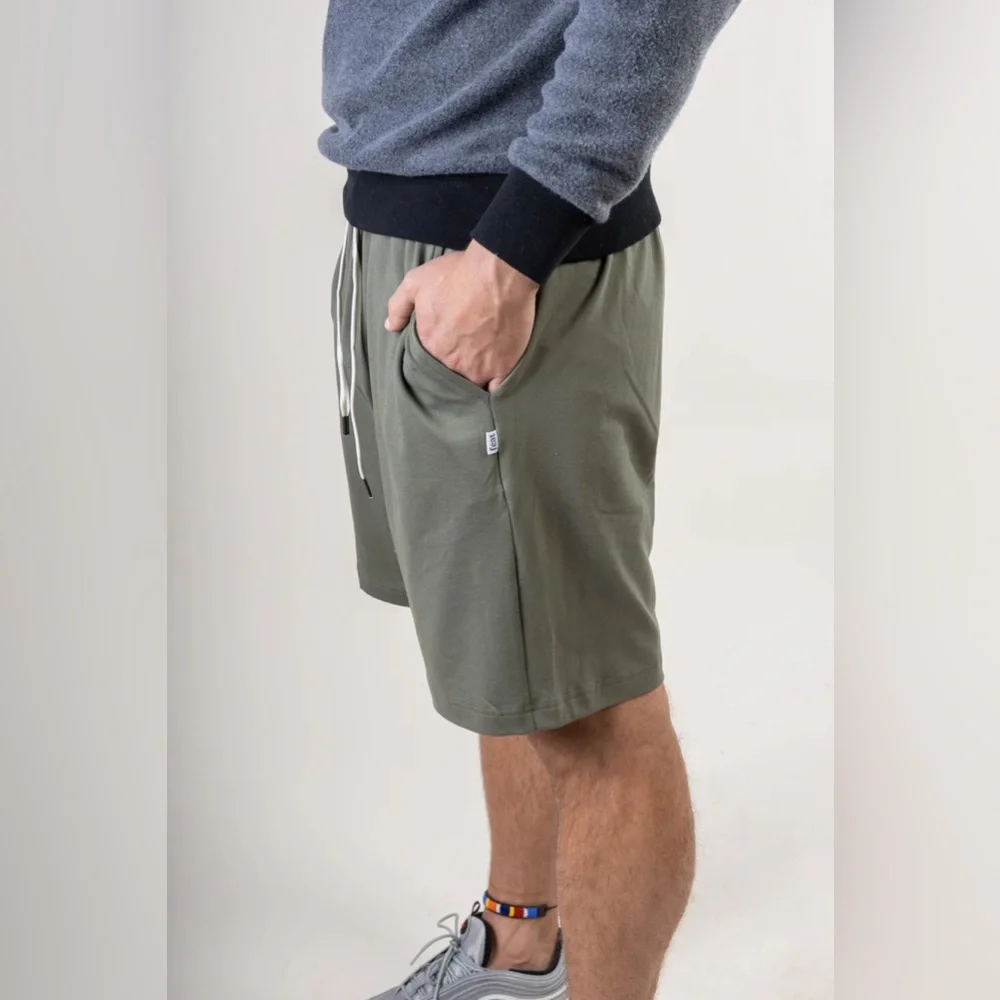 FEAT:‎ Mens BlanketBlend Move XXL Short in Dark Sage